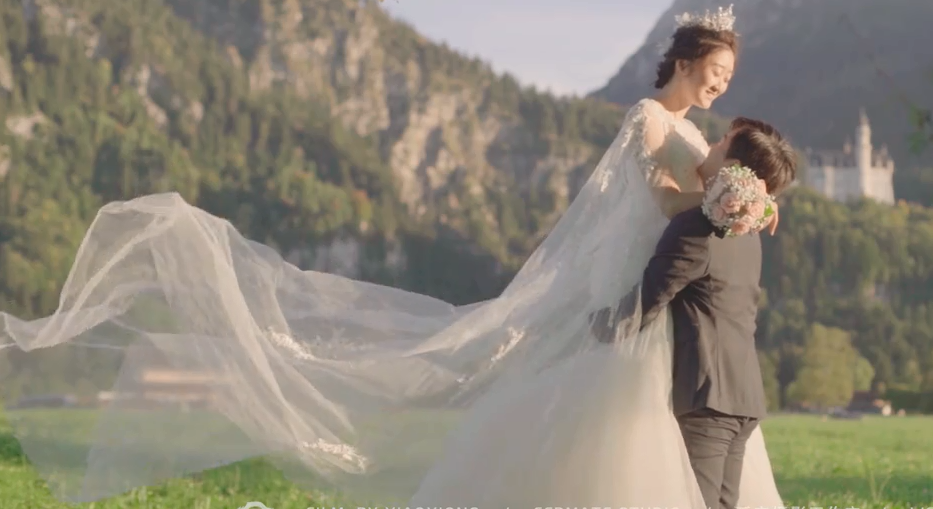 Shining wedding dress video