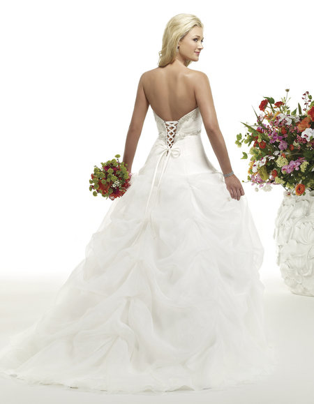 EG Wedding Dresses 462