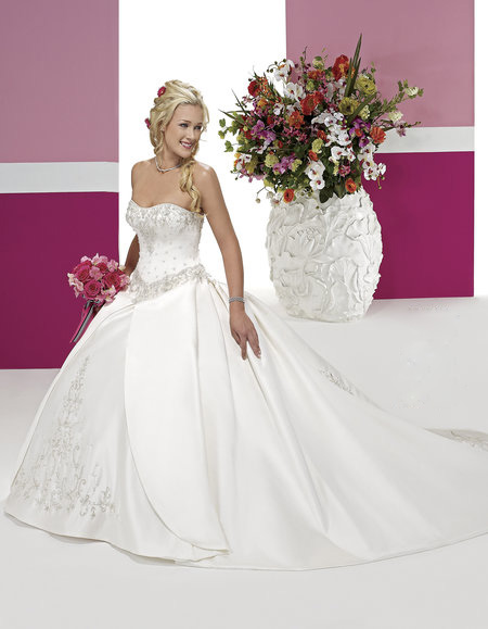 EG Wedding Dresses 471