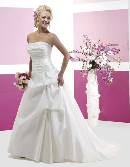 EG Wedding Dresses 473