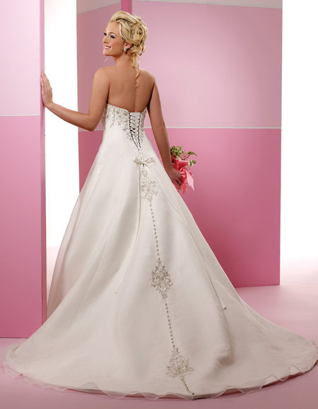 EG Wedding Dresses 476