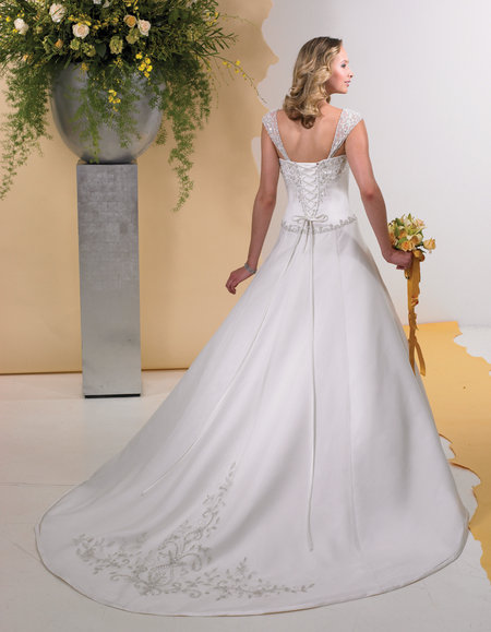 EG Wedding Dresses 481