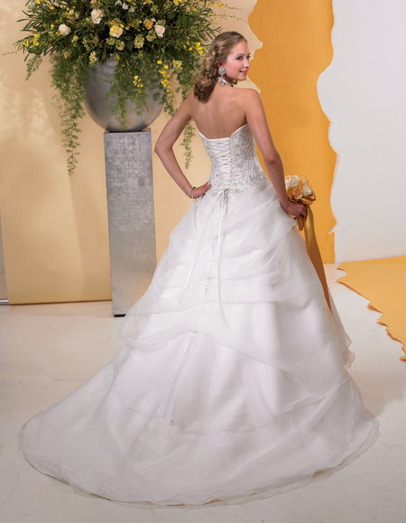 EG Wedding Dresses 482