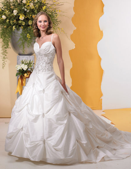 EG Wedding Dresses 483