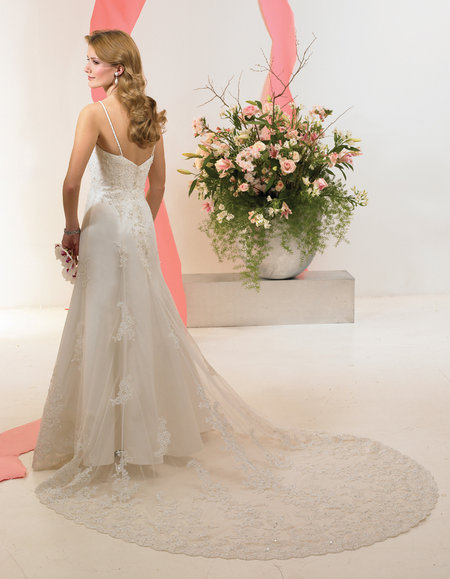 EG Wedding Dresses 493