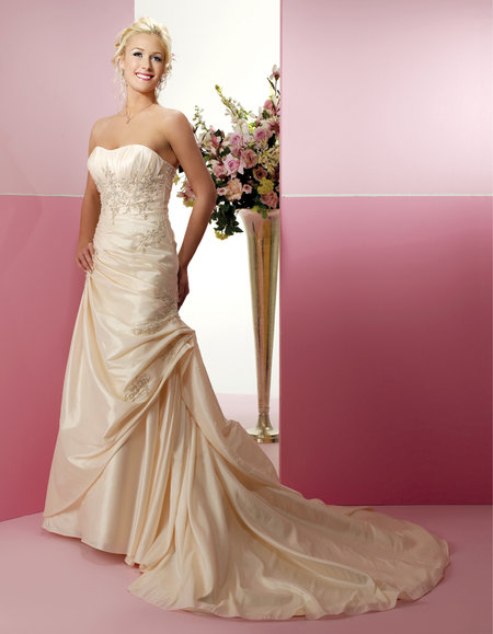 EG Wedding Dresses 495