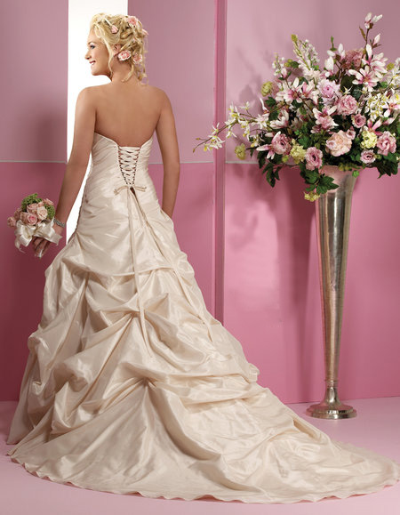 EG Wedding Dresses 499