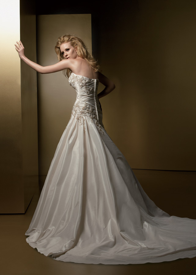 EW Wedding Dresses 552