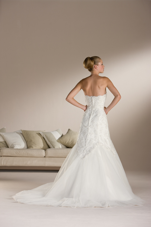 HS Wedding Dresses 564