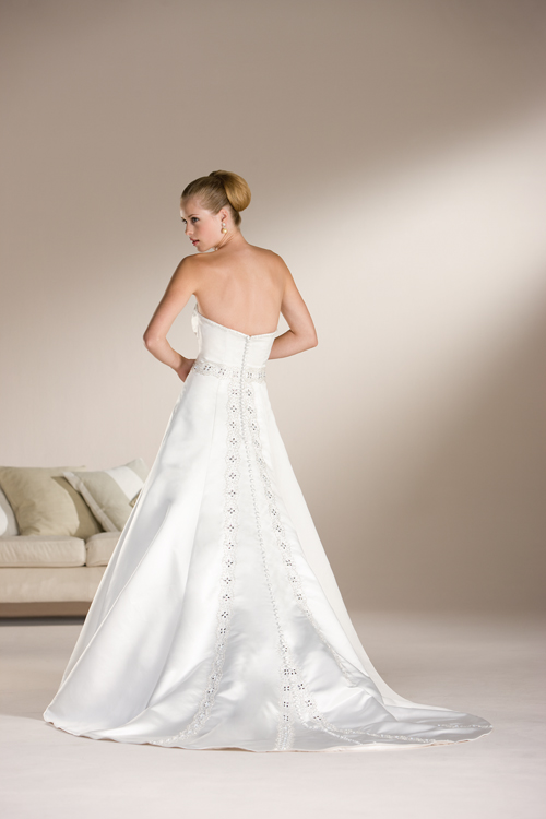 HS Wedding Dresses 573