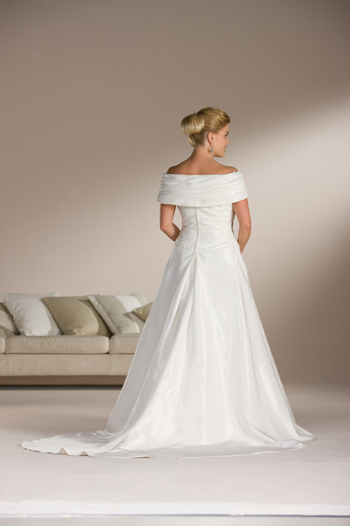 HS Wedding Dresses 588