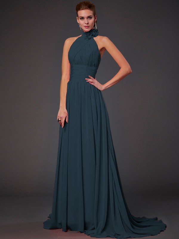 A-Line/Princess Halter Sleeveless Hand-Made Flower Long Chiffon Bridesmaid Dresses 2290