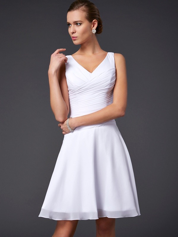 A-Line/Princess V-neck Sleeveless Pleats Short Chiffon Bridesmaid Dresses 2845