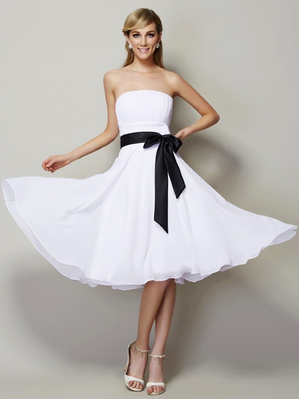 A-Line/Princess Strapless Sleeveless Sash/Ribbon/Belt Short Chiffon Bridesmaid Dresses 2616