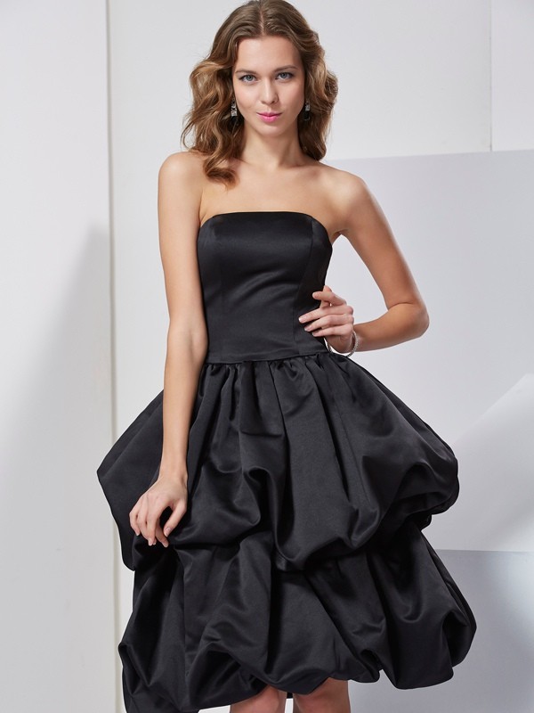 A-Line/Princess Strapless Sleeveless Short Satin Bridesmaid Dresses 2621