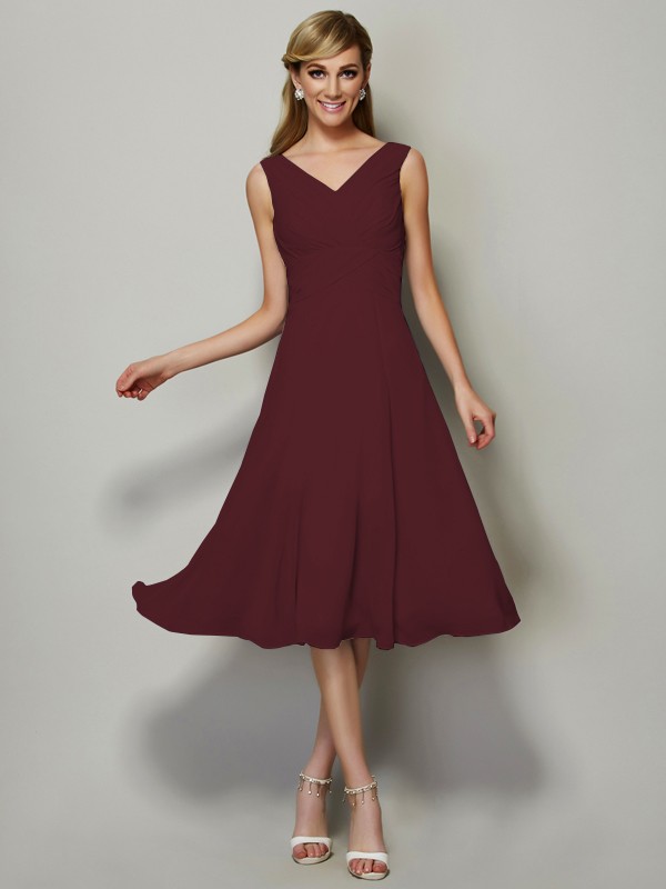 A-Line/Princess V-neck Sleeveless Pleats Short Chiffon Bridesmaid Dresses 2846