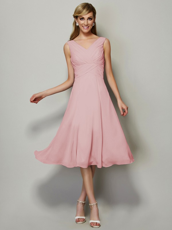 A-Line/Princess V-neck Sleeveless Pleats Short Chiffon Bridesmaid Dresses 2846