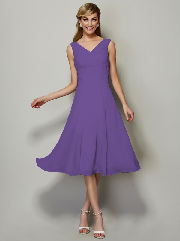 A-Line/Princess V-neck Sleeveless Pleats Short Chiffon Bridesmaid Dresses 2846