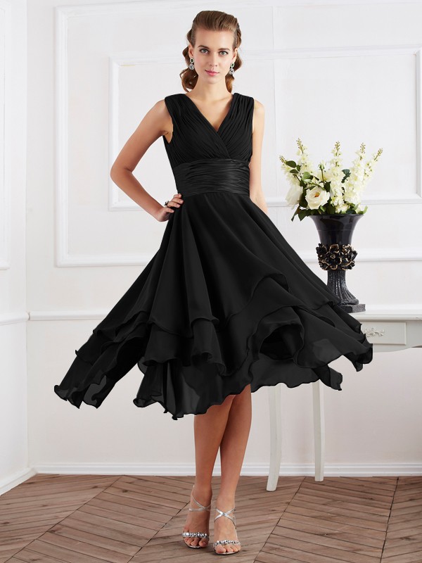 A-Line/Princess V-neck Short Sleeves Pleats Short Chiffon Bridesmaid Dresses 2819