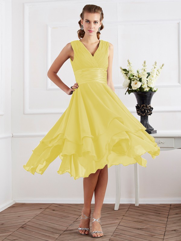 A-Line/Princess V-neck Short Sleeves Pleats Short Chiffon Bridesmaid Dresses 2819