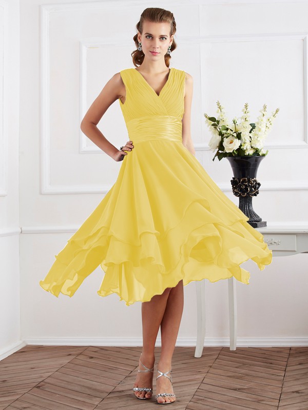 A-Line/Princess V-neck Short Sleeves Pleats Short Chiffon Bridesmaid Dresses 2819