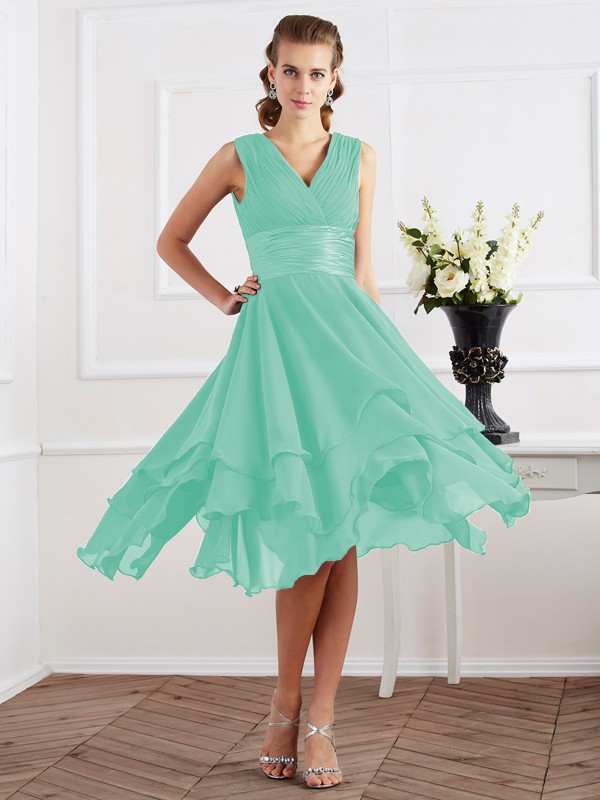 A-Line/Princess V-neck Short Sleeves Pleats Short Chiffon Bridesmaid Dresses 2819