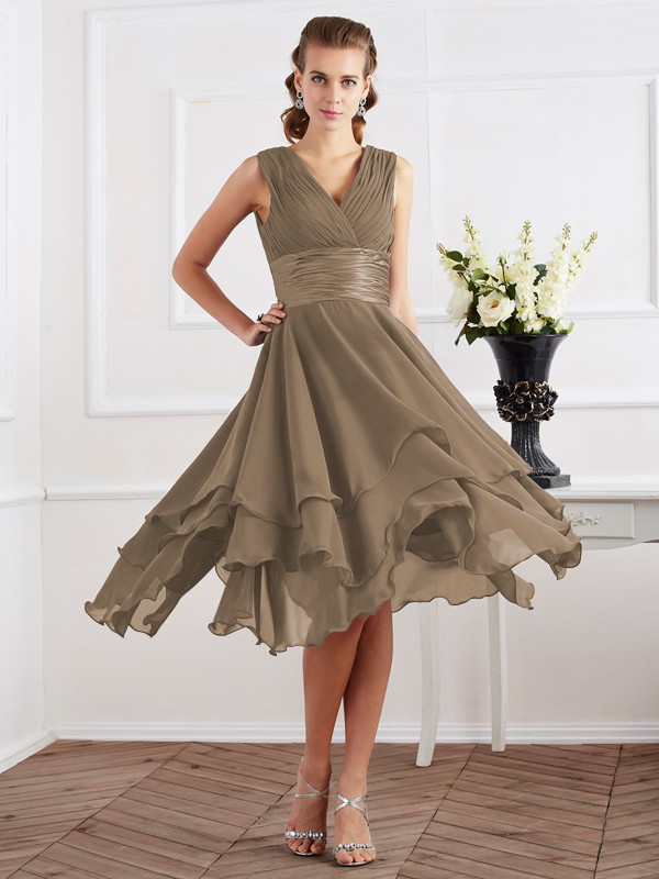 A-Line/Princess V-neck Short Sleeves Pleats Short Chiffon Bridesmaid Dresses 2819