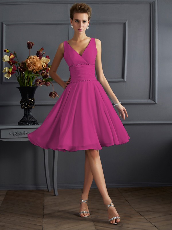 A-Line/Princess V-neck Sleeveless Pleats Short Chiffon Bridesmaid Dresses 2847