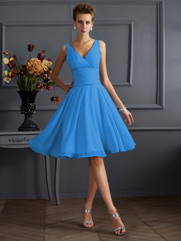 A-Line/Princess V-neck Sleeveless Pleats Short Chiffon Bridesmaid Dresses 2847