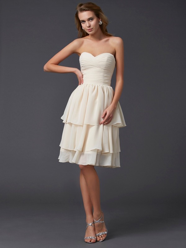 Sheath/Column Sweetheart Sleeveless Short Chiffon Bridesmaid Dresses 3223