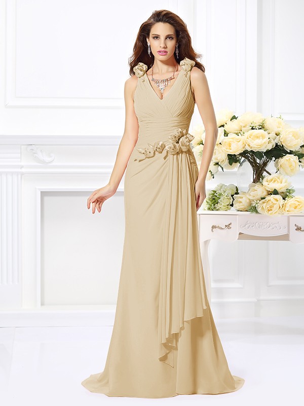 Trumpet/Mermaid V-neck Hand-Made Flower Sleeveless Long Chiffon Bridesmaid Dresses 3309