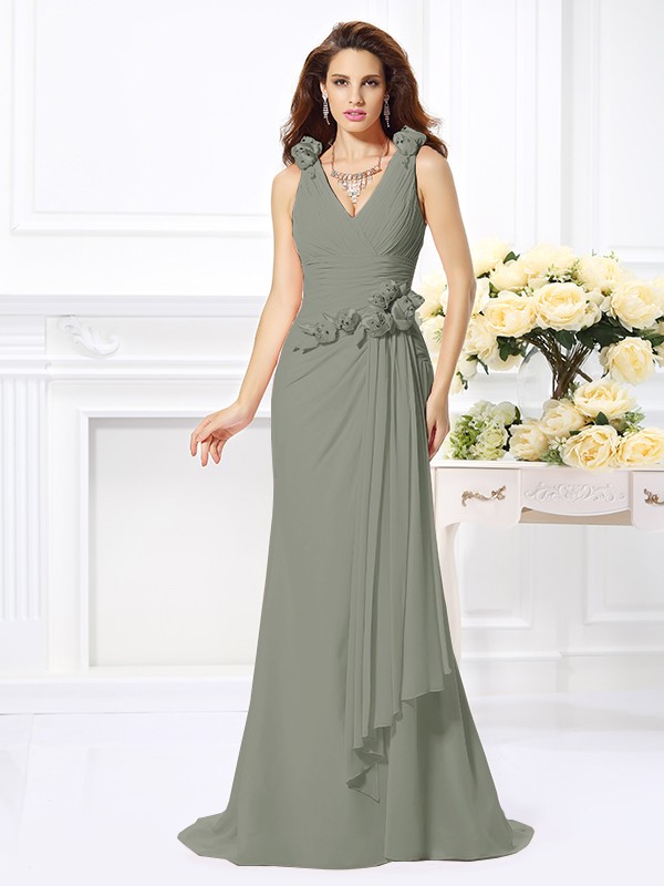 Trumpet/Mermaid V-neck Hand-Made Flower Sleeveless Long Chiffon Bridesmaid Dresses 3309