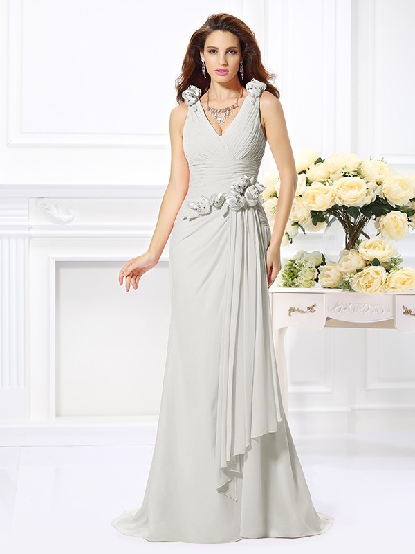 Trumpet/Mermaid V-neck Hand-Made Flower Sleeveless Long Chiffon Bridesmaid Dresses 3309