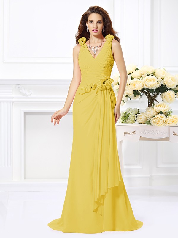 Trumpet/Mermaid V-neck Hand-Made Flower Sleeveless Long Chiffon Bridesmaid Dresses 3309