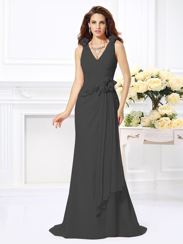 Trumpet/Mermaid V-neck Hand-Made Flower Sleeveless Long Chiffon Bridesmaid Dresses 3309