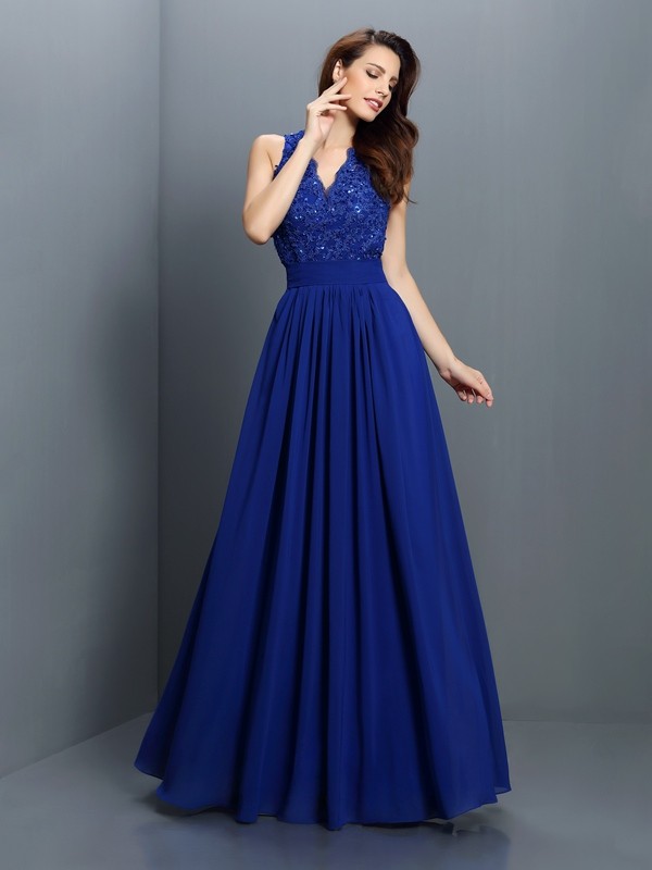 A-Line/Princess V-neck Applique Sleeveless Long Chiffon Bridesmaid Dresses 2780