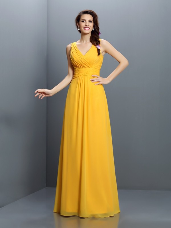 A-Line/Princess V-neck Pleats Sleeveless Long Chiffon Bridesmaid Dresses 2803