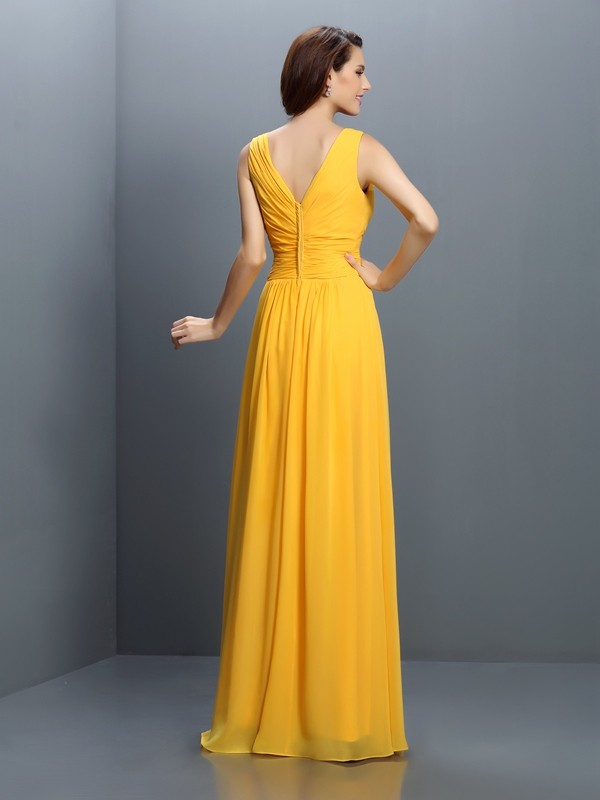 A-Line/Princess V-neck Pleats Sleeveless Long Chiffon Bridesmaid Dresses 2803