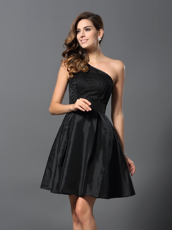 A-Line/Princess One-Shoulder Sleeveless Short Taffeta Bridesmaid Dresses 2423