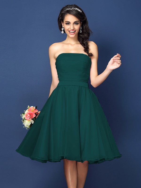 A-Line/Princess Strapless Pleats Sleeveless Short Satin Bridesmaid Dresses 2580