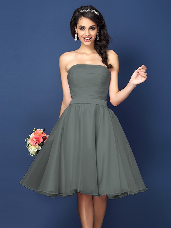 A-Line/Princess Strapless Pleats Sleeveless Short Satin Bridesmaid Dresses 2580