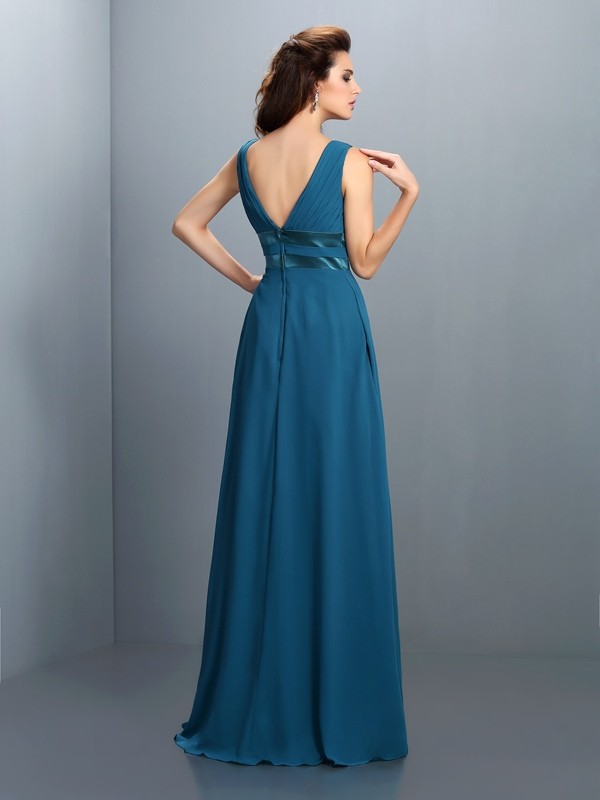 A-Line/Princess V-neck Beading Sleeveless Long Chiffon Bridesmaid Dresses 2783