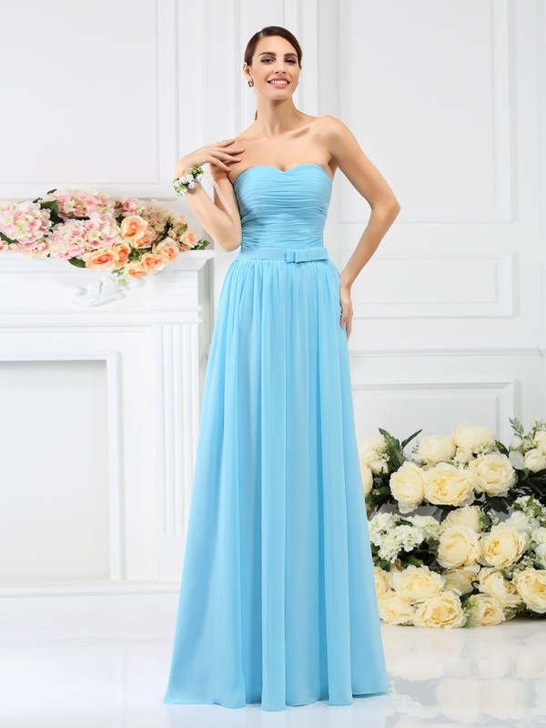 A-Line/Princess Sweetheart Pleats Hand-Made Flower Sleeveless Long Chiffon Bridesmaid Dresses 2688