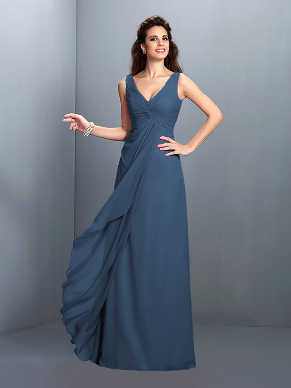 A-Line/Princess Straps Pleats Sleeveless Long Chiffon Bridesmaid Dresses 2630