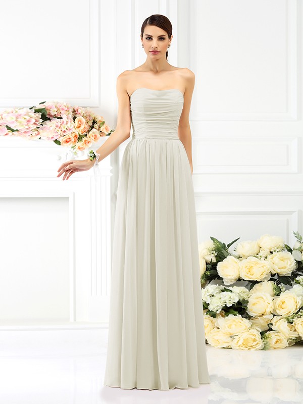 A-Line/Princess Strapless Pleats Sleeveless Long Chiffon Bridesmaid Dresses 2575