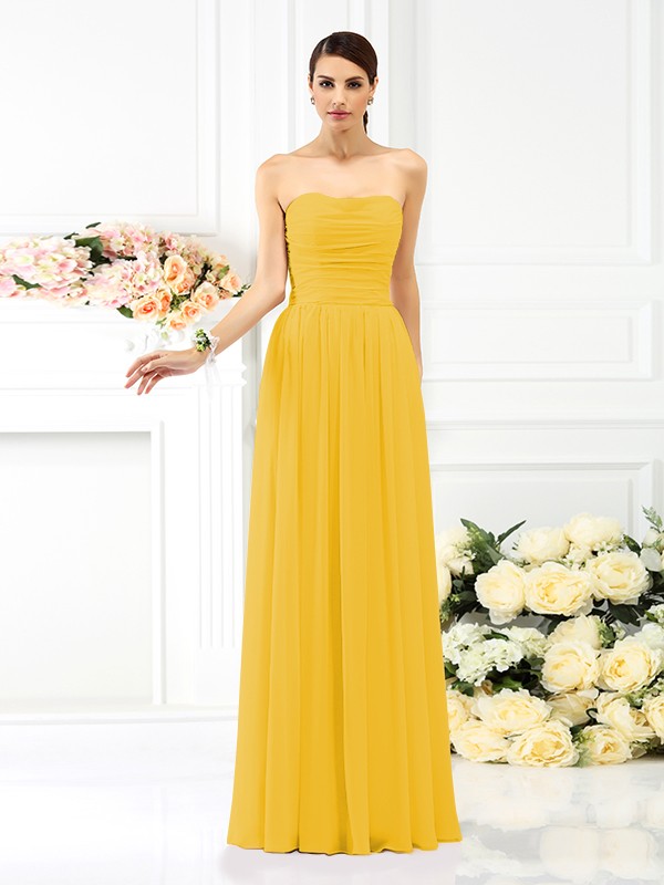 A-Line/Princess Strapless Pleats Sleeveless Long Chiffon Bridesmaid Dresses 2575