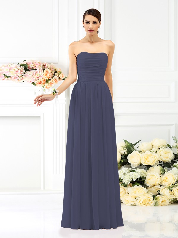 A-Line/Princess Strapless Pleats Sleeveless Long Chiffon Bridesmaid Dresses 2575