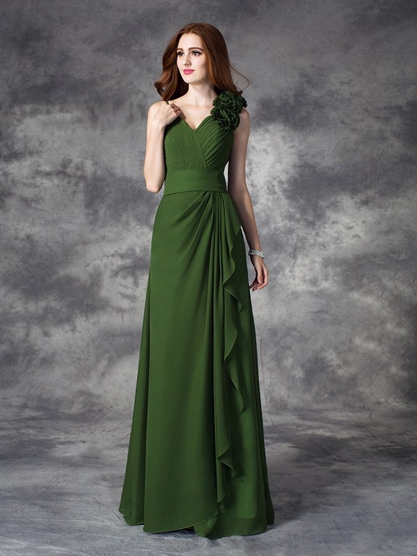 A-line/Princess V-neck Hand-Made Flower Sleeveless Long Chiffon Bridesmaid Dresses 2791