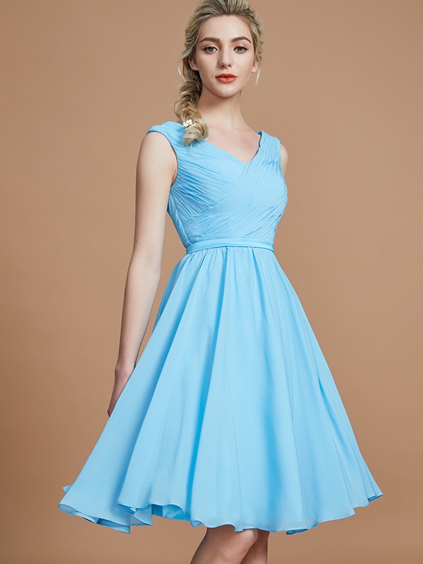 A-Line/Princess V-neck Sleeveless Ruched Short/Mini Chiffon Bridesmaid Dresses 2855