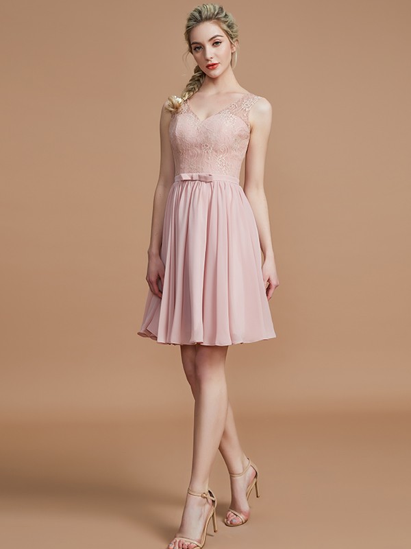 A-Line/Princess V-neck Sleeveless Lace Short/Mini Chiffon Bridesmaid Dresses 2839